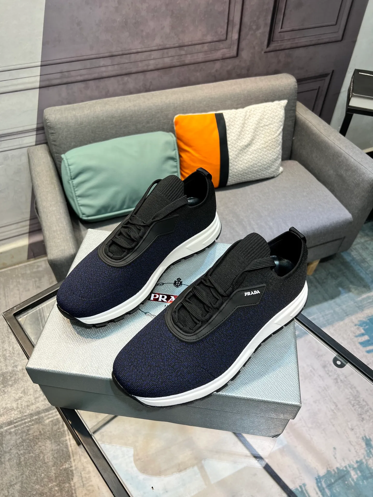 Men's shoes 💰500 PRADA "Prada" casual shoes Regular size: 38-44 (45 can be customized) Product material: Selected cowhide with fly weave material, genuine leather lining, original outsole